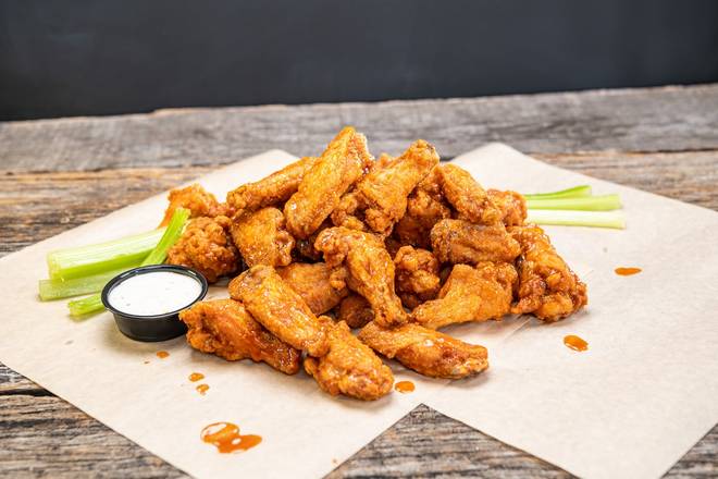 Order 20 Pack Traditional Wings food online from Native Grill & Wings store, Phoenix on bringmethat.com