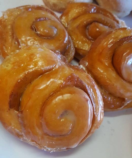 Order Cinnamon Roll food online from Leo Bakery store, Las Cruces on bringmethat.com