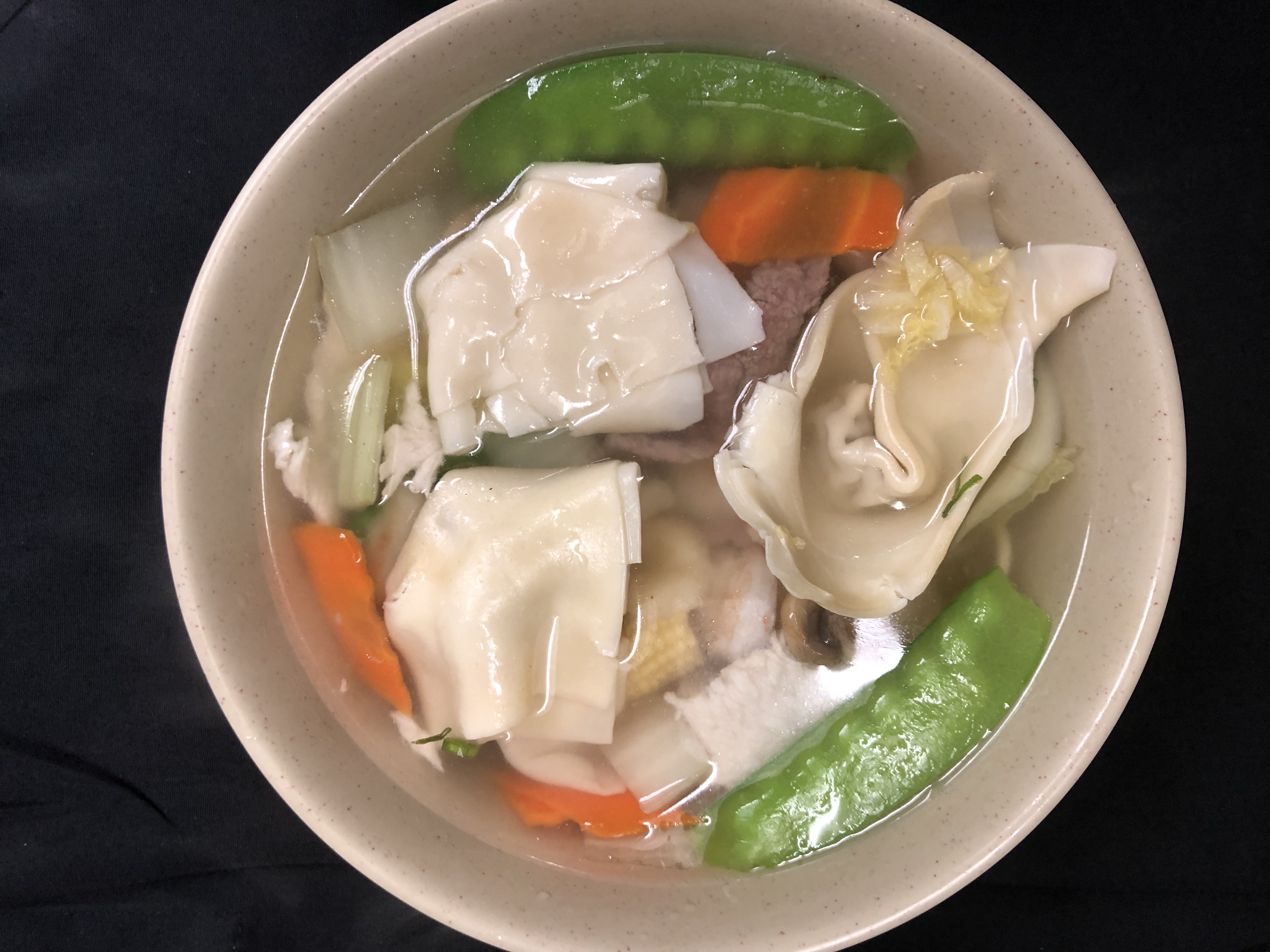 Order House Special Wonton Soup food online from Taipei Express store, Houston on bringmethat.com
