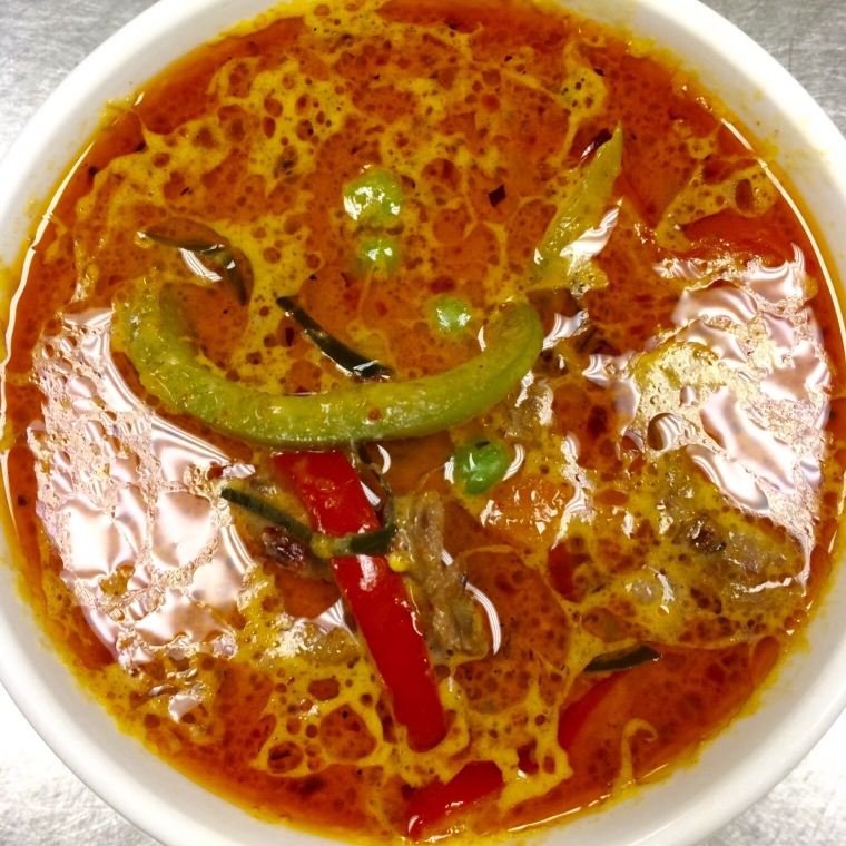 Order Panang Curry food online from Thai Silver Spoon store, Springboro on bringmethat.com
