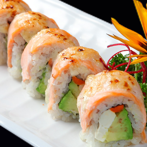 Order Baked Salmon Roll food online from Ichiban Sushi & Bar store, Canyon Country on bringmethat.com