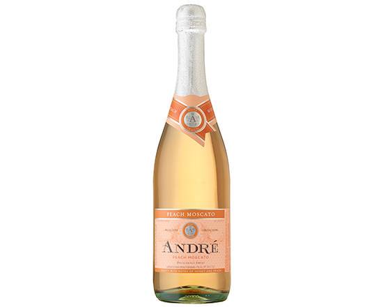 Order Andre Peach Moscato, 750mL champagne (7.5% ABV) food online from Bushwick store, Brooklyn on bringmethat.com