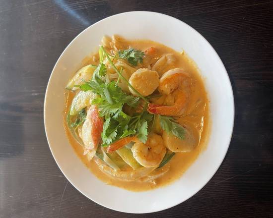 Order Thai Curry Seafood Noodle Soup food online from Rice Box store, Goodlettsville on bringmethat.com