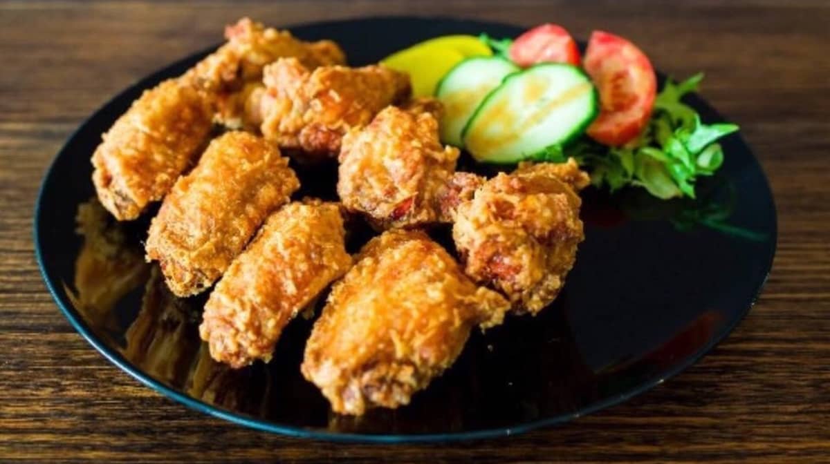 Order Chicken Wing food online from Izumi Japanese Steak House & Sushi Bar store, Windsor Locks on bringmethat.com