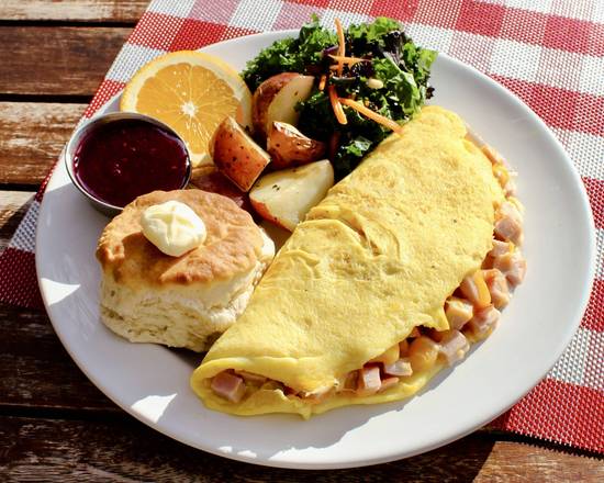 Order Ham and Cheese Omelet food online from Arize Bistro store, Long Beach on bringmethat.com