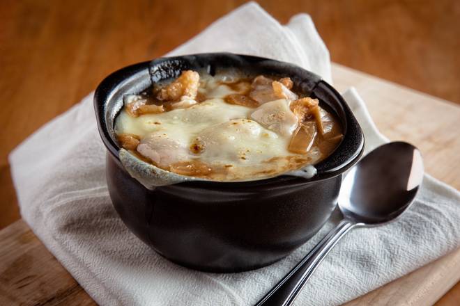Order French Onion Soup food online from Uno'S Pizzeria & Grill store, Southport on bringmethat.com