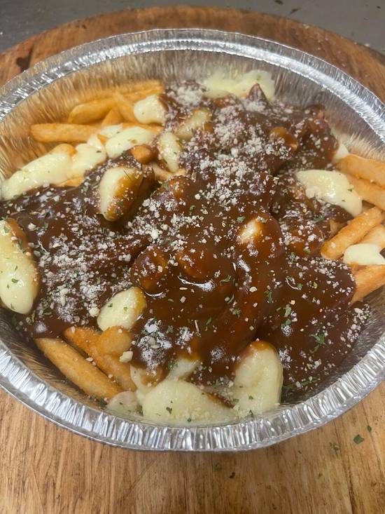 Order Classic Poutine Fries food online from The Pizza Cutters store, Syracuse on bringmethat.com