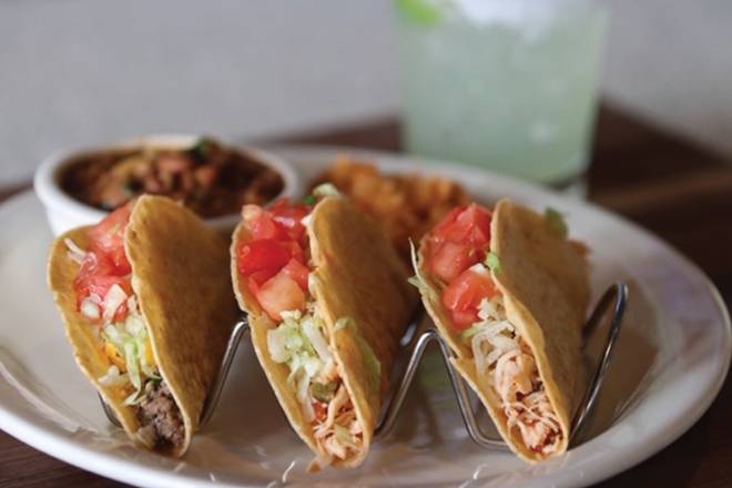 Order Crispy Taco Plate food online from Uncle Julios Rio Grand Cafe store, Bethesda on bringmethat.com