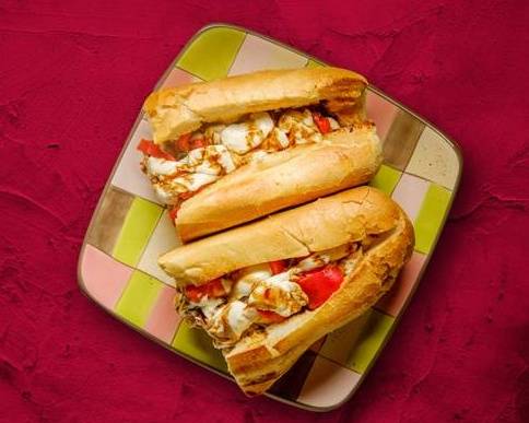 Order Classic Grilled Chicken Sub food online from Wraps & Apps store, Norristown, on bringmethat.com
