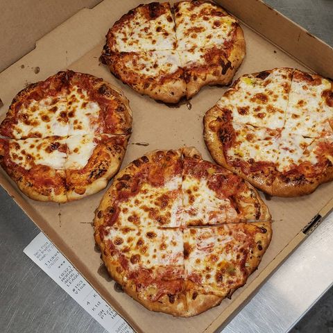 Order Kids 6" Personal Pizza food online from Dan Pizza Co store, Webster on bringmethat.com