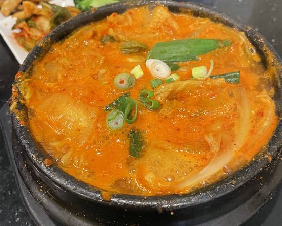 Order Kimchi Soup food online from Killer Wings By Jin Mi Korean Cuisine store, San Francisco on bringmethat.com