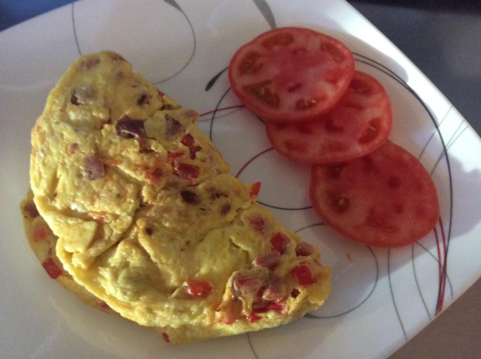 Order Kurtzy Omelette food online from Twin Brunch store, Commerce Township on bringmethat.com