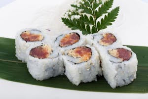 Order Spicy Crunchy Tuna Roll food online from Sake House store, Beaver Dam on bringmethat.com