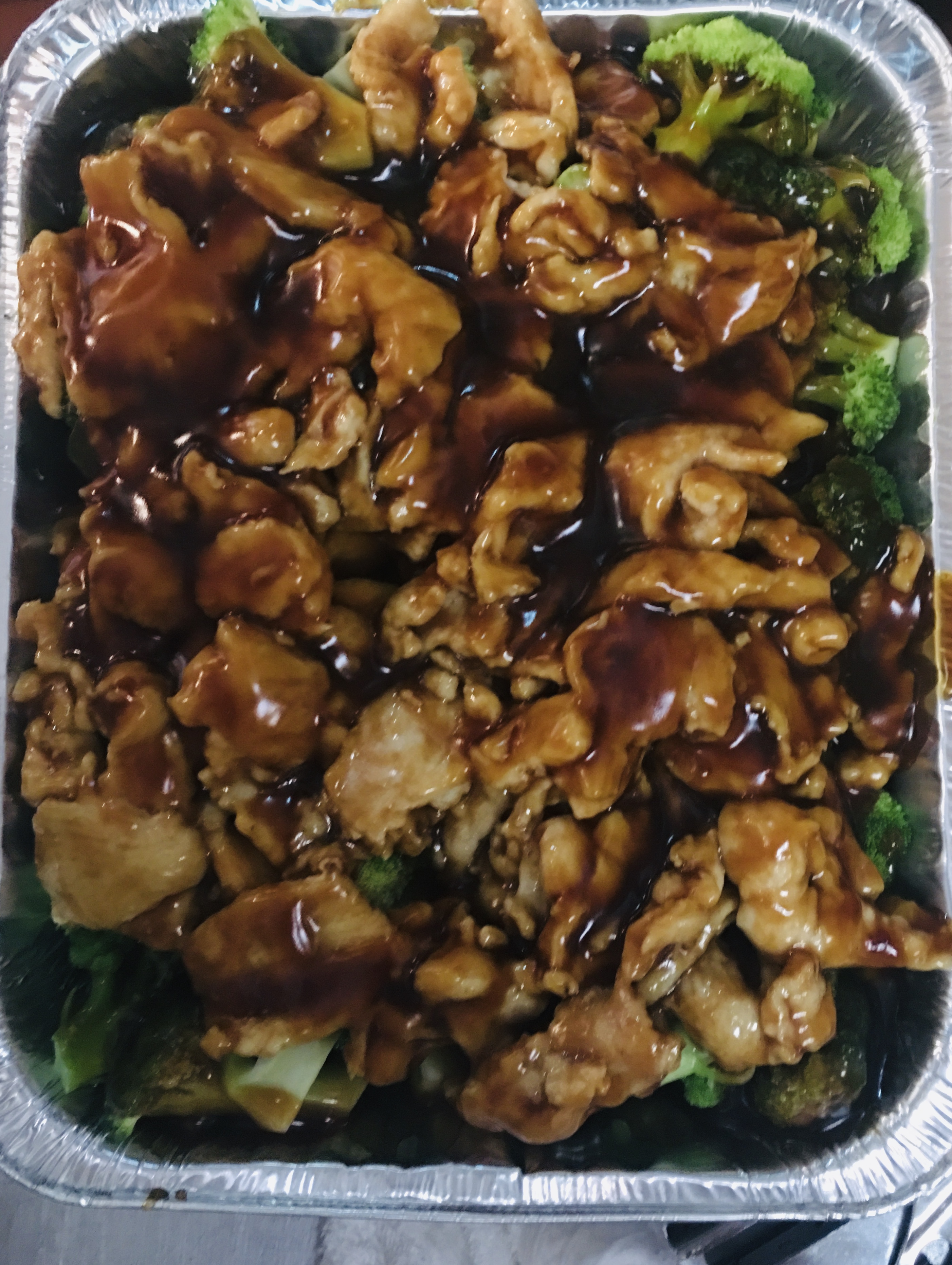 Order Chicken with Broccoli Party Tray food online from Lucky Garden store, Brooklyn on bringmethat.com