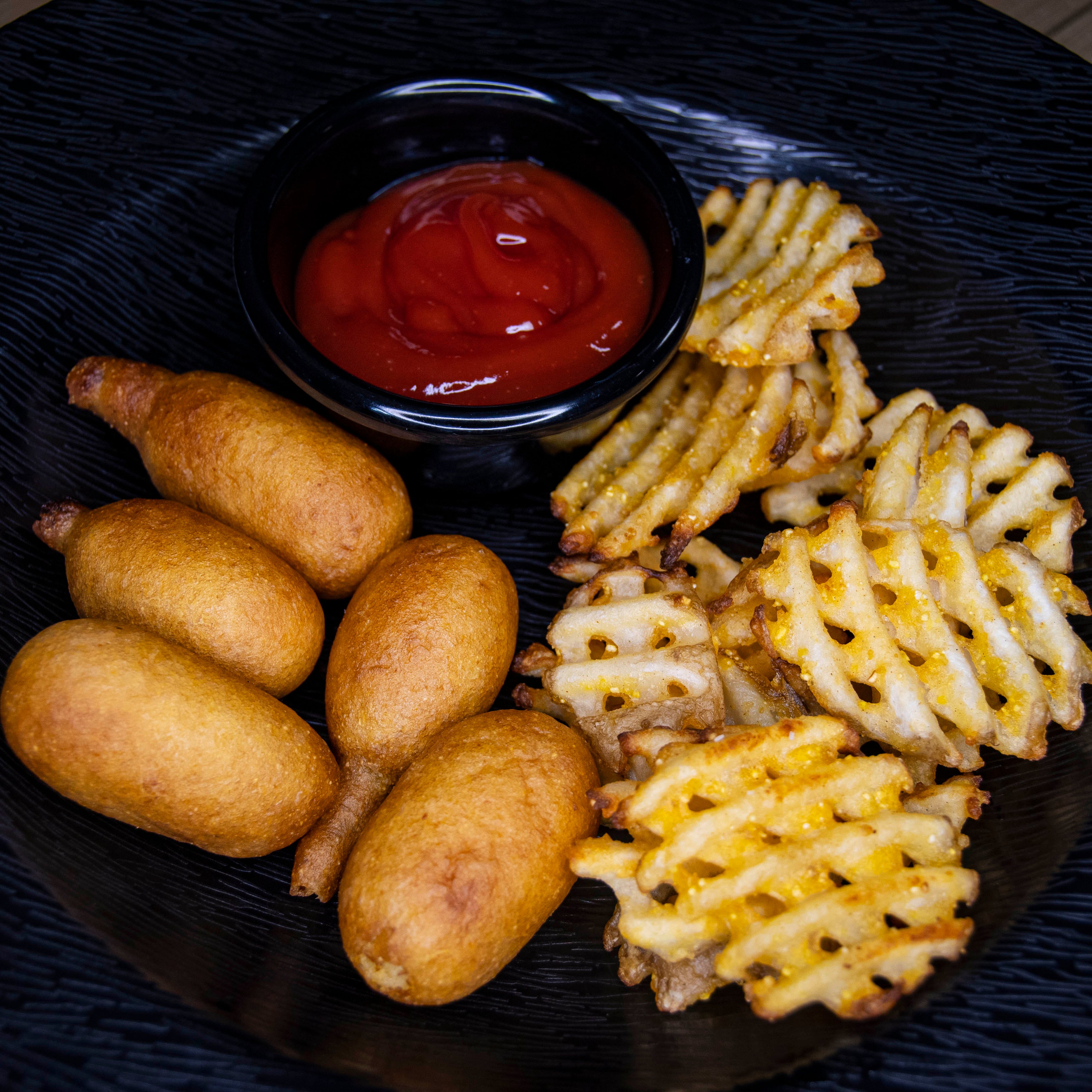 Order Mini Corn Dogs with Waffle Fries - Mini food online from Billy Jack Pizza Pub store, Kearney on bringmethat.com