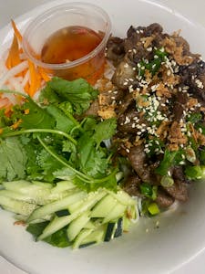 Order Grilled Pork Vermicelli food online from Banh Mi Express store, Brentwood on bringmethat.com