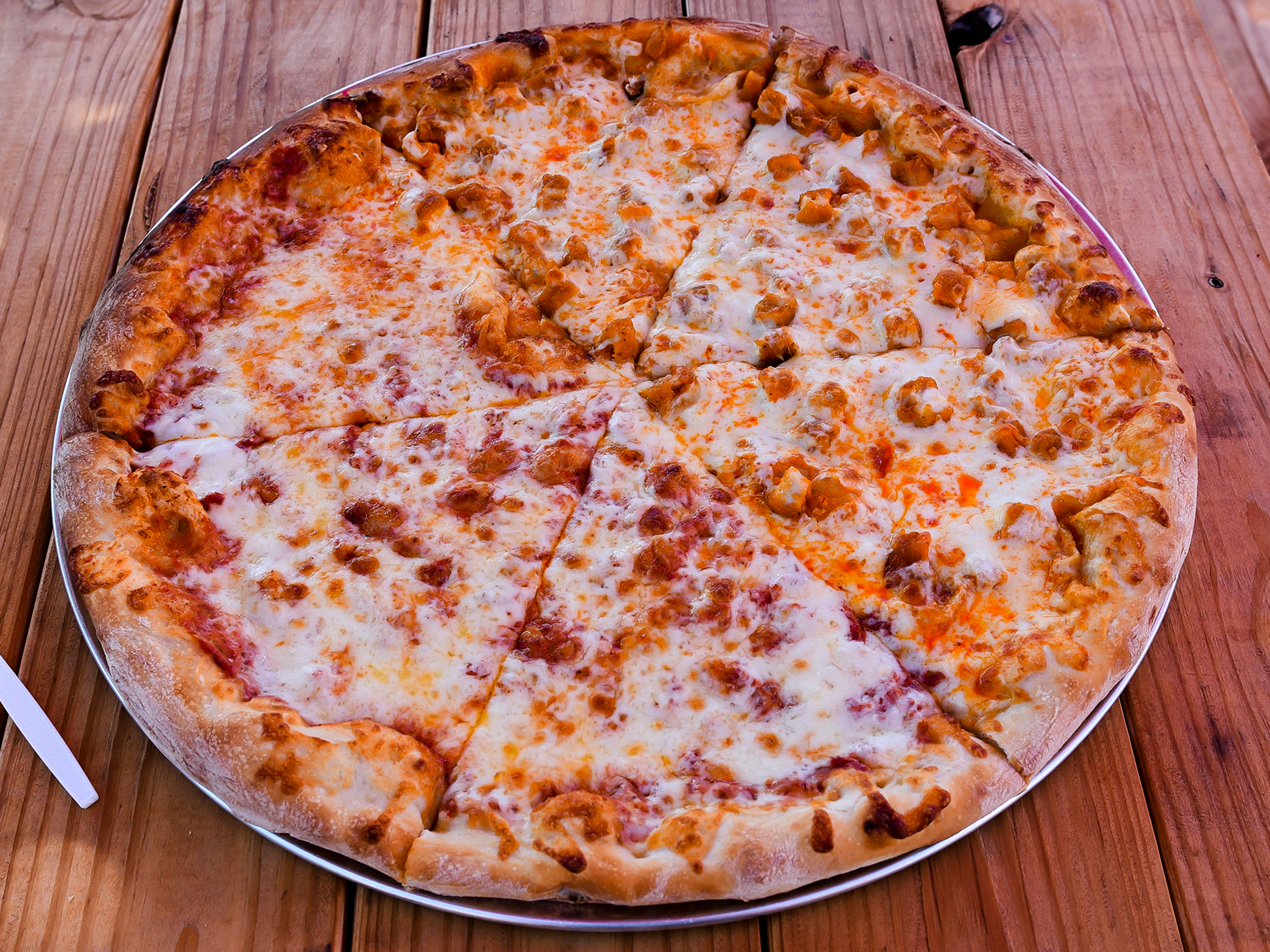 Order 12" Small Pizza Chicken Wing food online from Arthur Jaxon Slice & Scoop store, Rochester on bringmethat.com