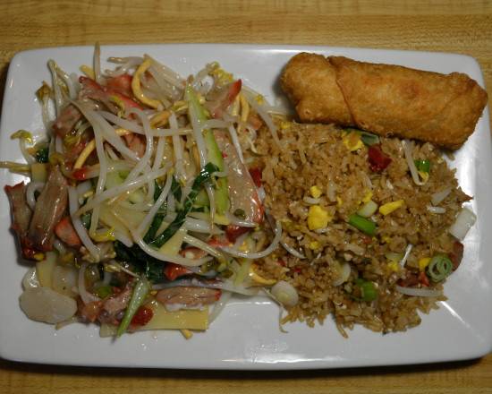 Order 1. Pork Chow Mein food online from Golden Crown Chinese-American Restaurant store, Amherst on bringmethat.com