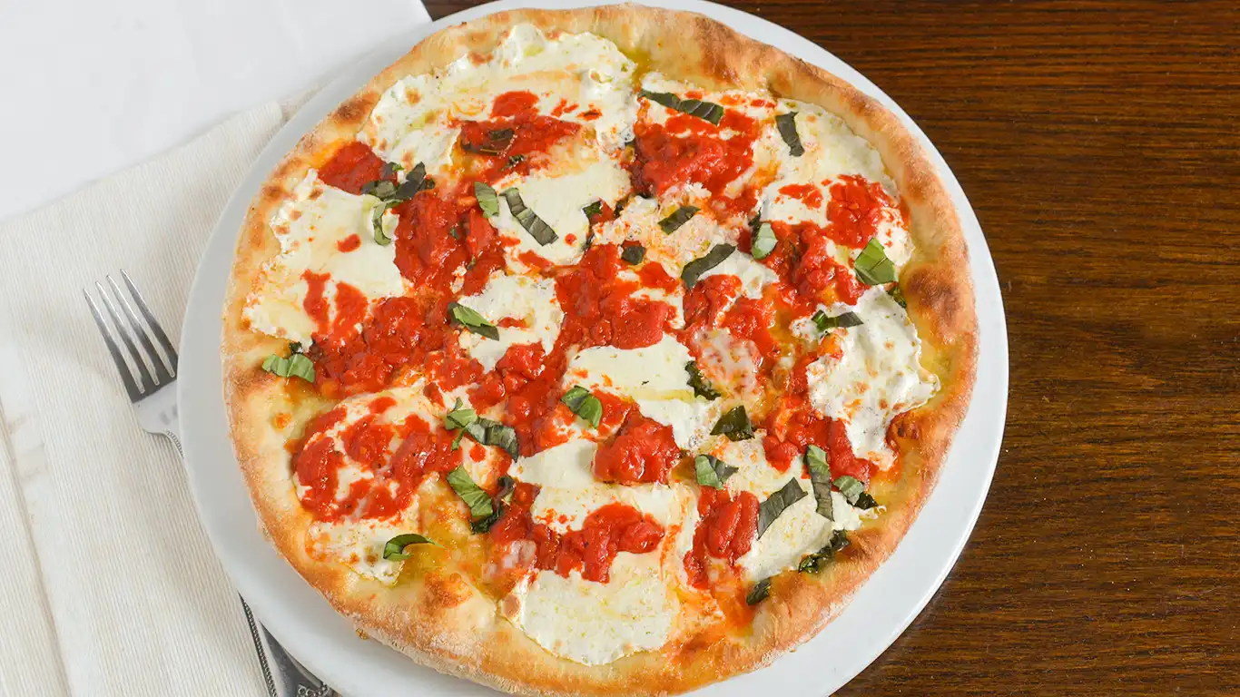 Order Traditional Margherita Pizza food online from 3 Brothers Pizza Cafe store, Farmingdale on bringmethat.com