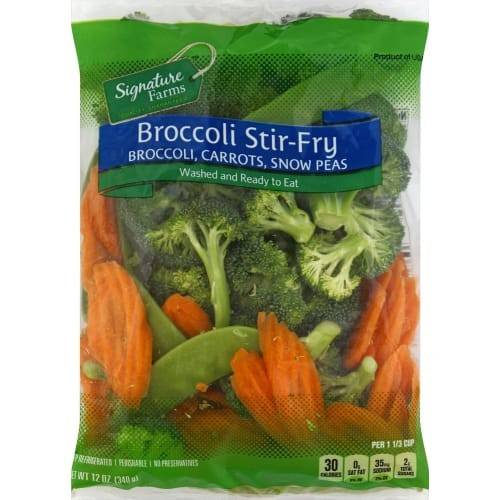 Order Signature Farms · Broccoli Stir Fry with Carrots & Snow Peas (12 oz) food online from Safeway store, Redding on bringmethat.com