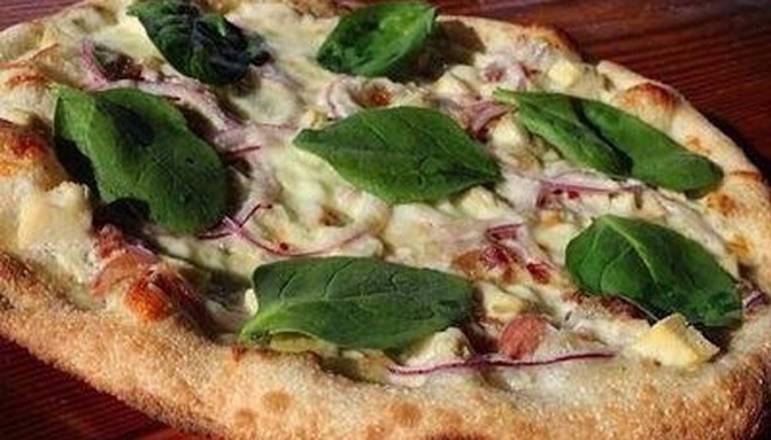 Order Alfredo-Licious food online from Smokin' Oak Wood-Fired Pizza &amp; Taproom store, Omaha on bringmethat.com