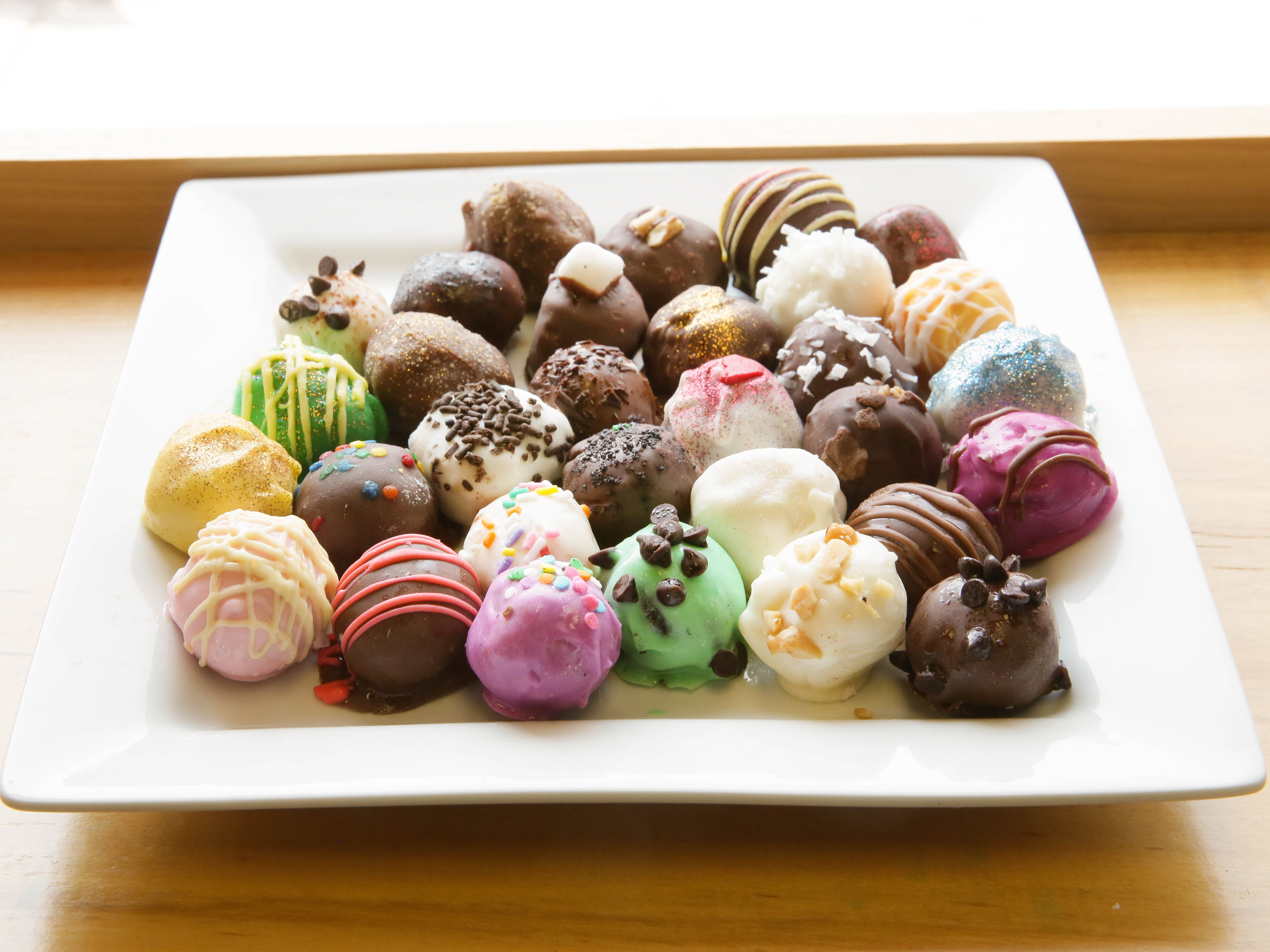 Order Cakeballs food online from Cupcake Couture store, De Pere on bringmethat.com