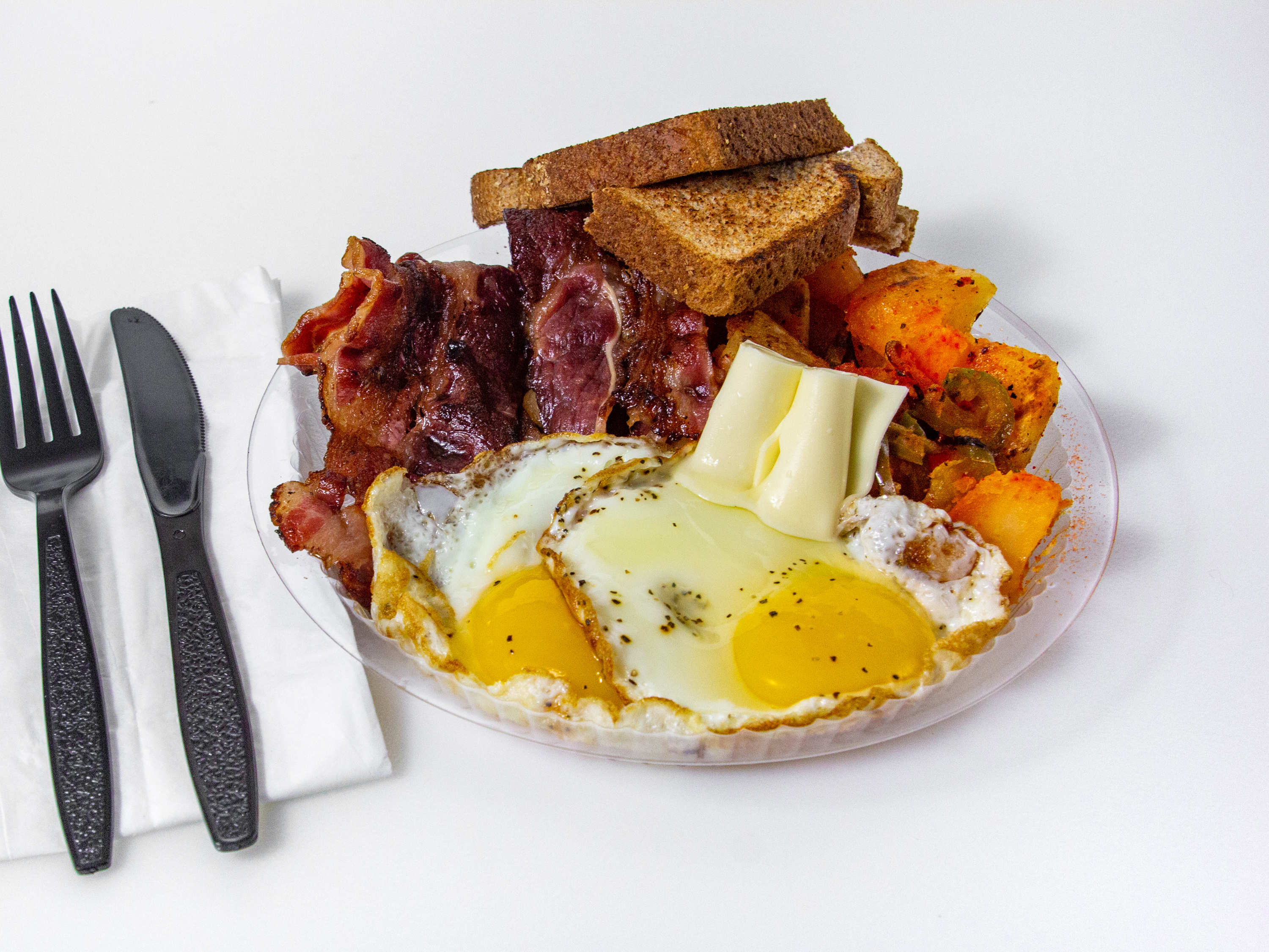 Order Bacon, Egg and Home Fries Platter food online from Congress Market Inc store, Schenectady on bringmethat.com