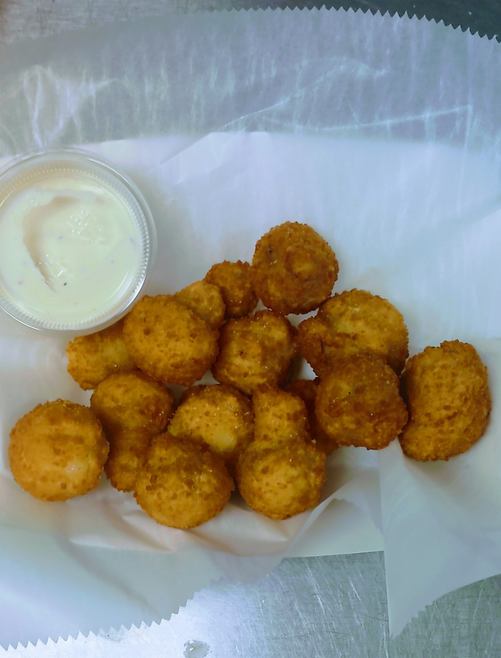 Order Fried Mushrooms food online from Mac Hideaway Bar & Grill store, New Albany on bringmethat.com