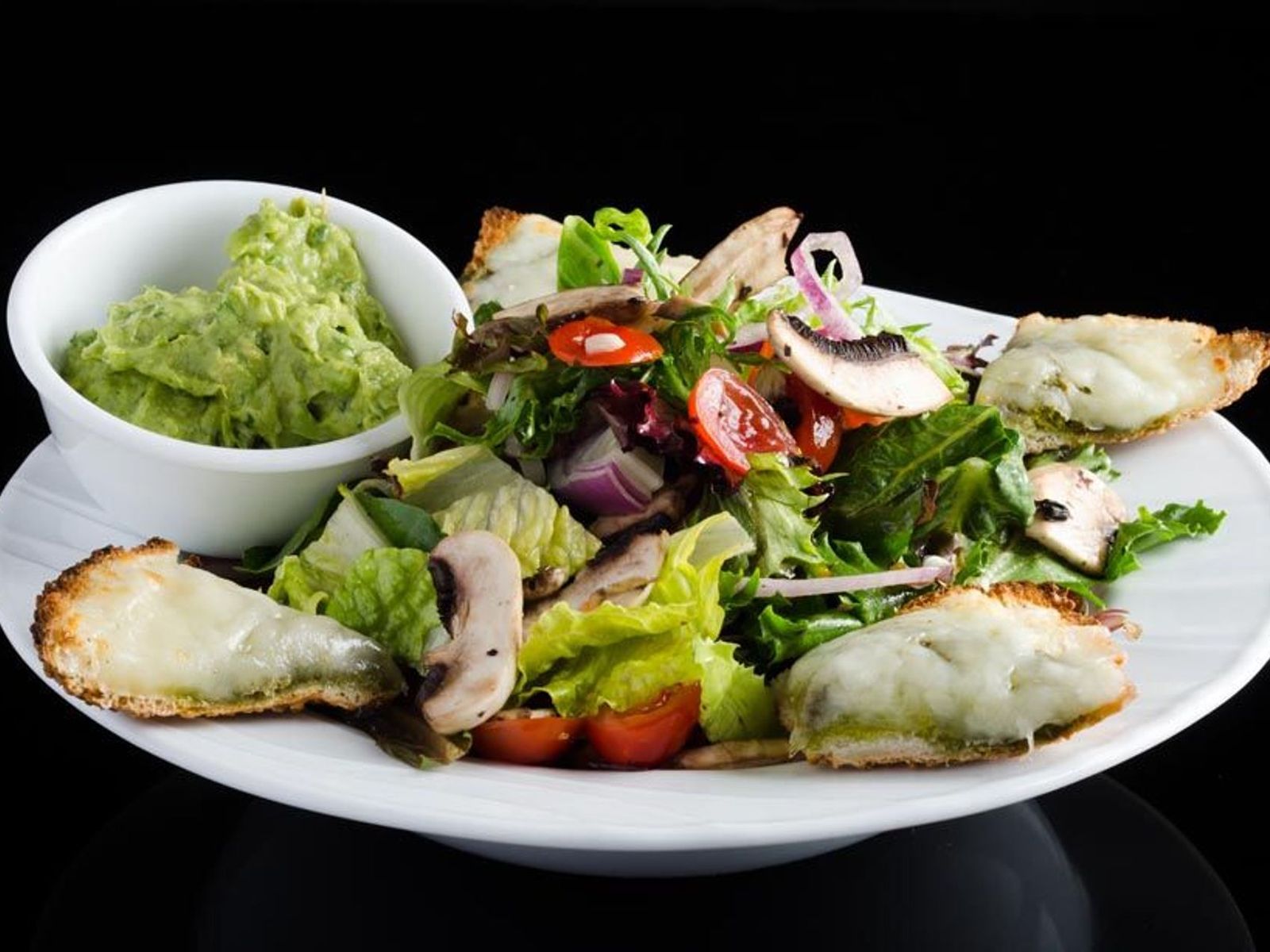 Order Green Salad food online from cafe muscat store, Fresh Meadows on bringmethat.com