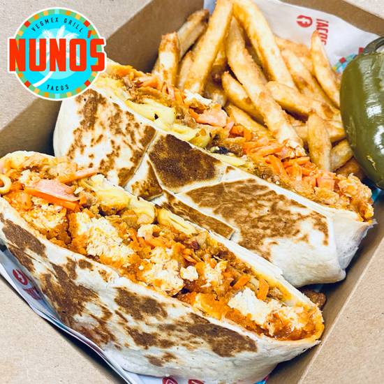 Order BEYOND BUFFALO CHICKEN KRUNCHWRAP food online from Nuno's Tacos & Vegmex Grill store, Dallas on bringmethat.com