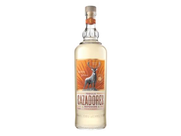 Order Cazadores Reposado Tequila - 750ml Bottle food online from Josh Wines & Liquors Inc store, New York on bringmethat.com