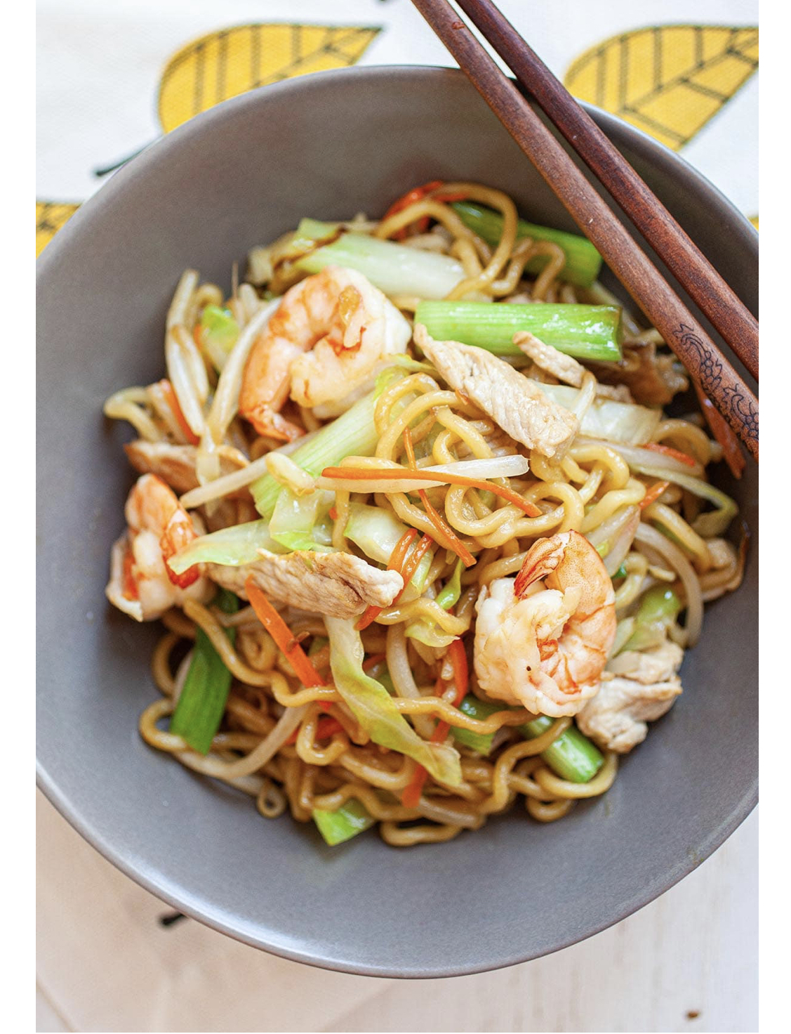 Order Chow Mein food online from Moon China Bistro store, Chandler on bringmethat.com