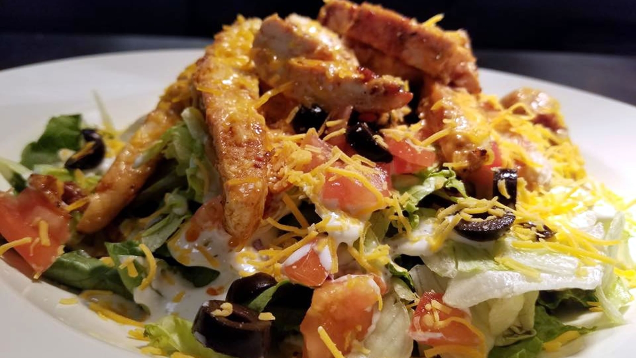 Order Chipotle Chicken Salad food online from Moo Moo's Burger Barn store, Stockton on bringmethat.com