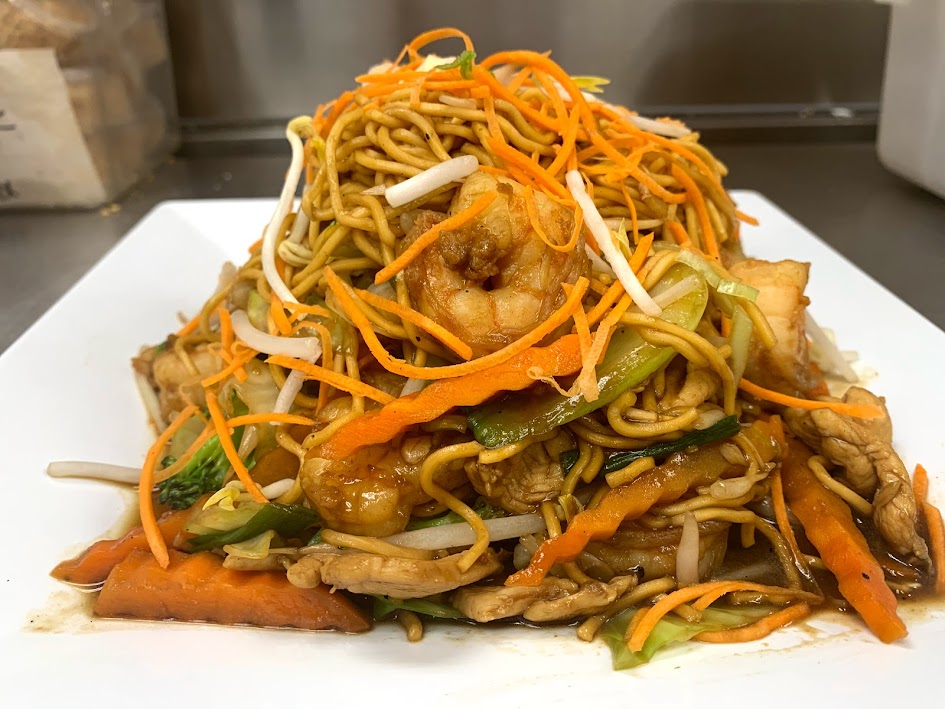 Order Lo Mein Noodle food online from Lotus Restaurant store, Maple Grove on bringmethat.com