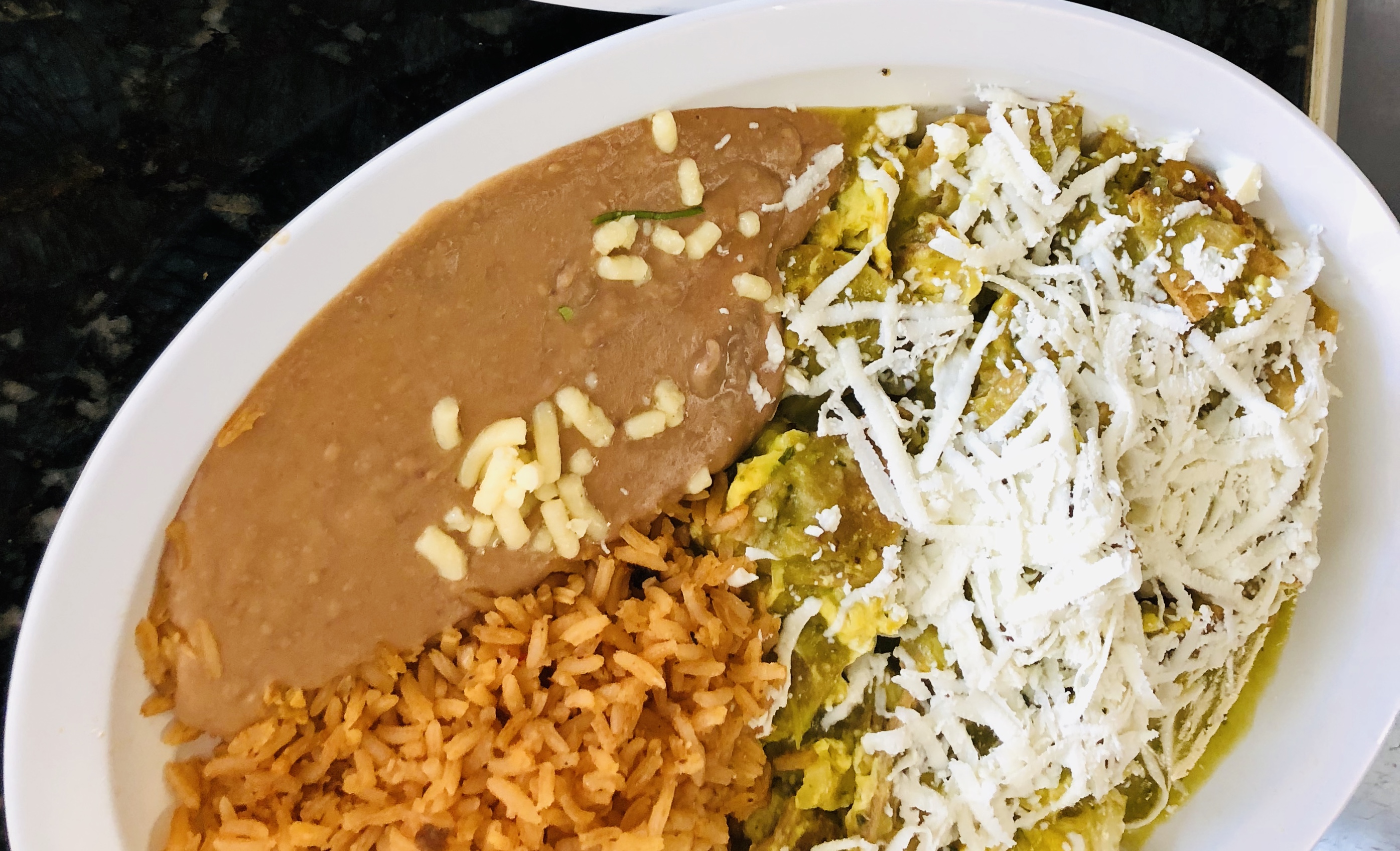Order Chilaquiles Breakfast food online from Taqueria Los Maizales store, Bensenville on bringmethat.com
