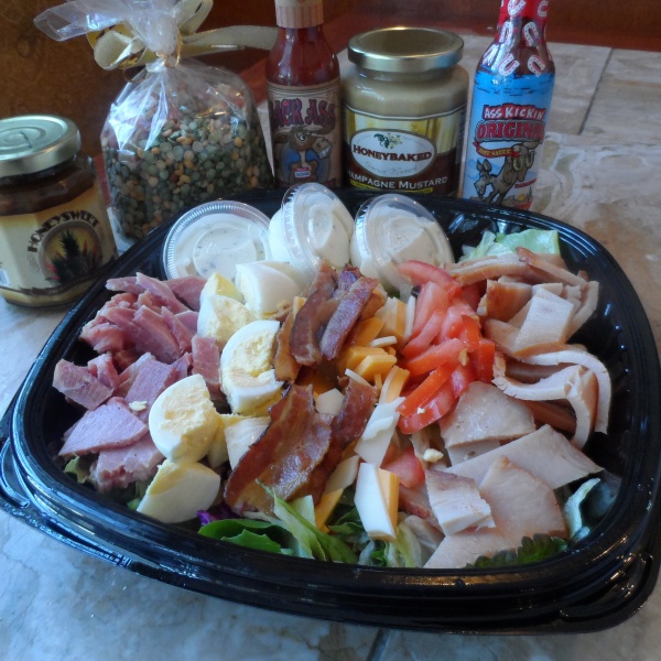 Order Signature Cobb Salad food online from Honeybaked Ham store, Daly City on bringmethat.com
