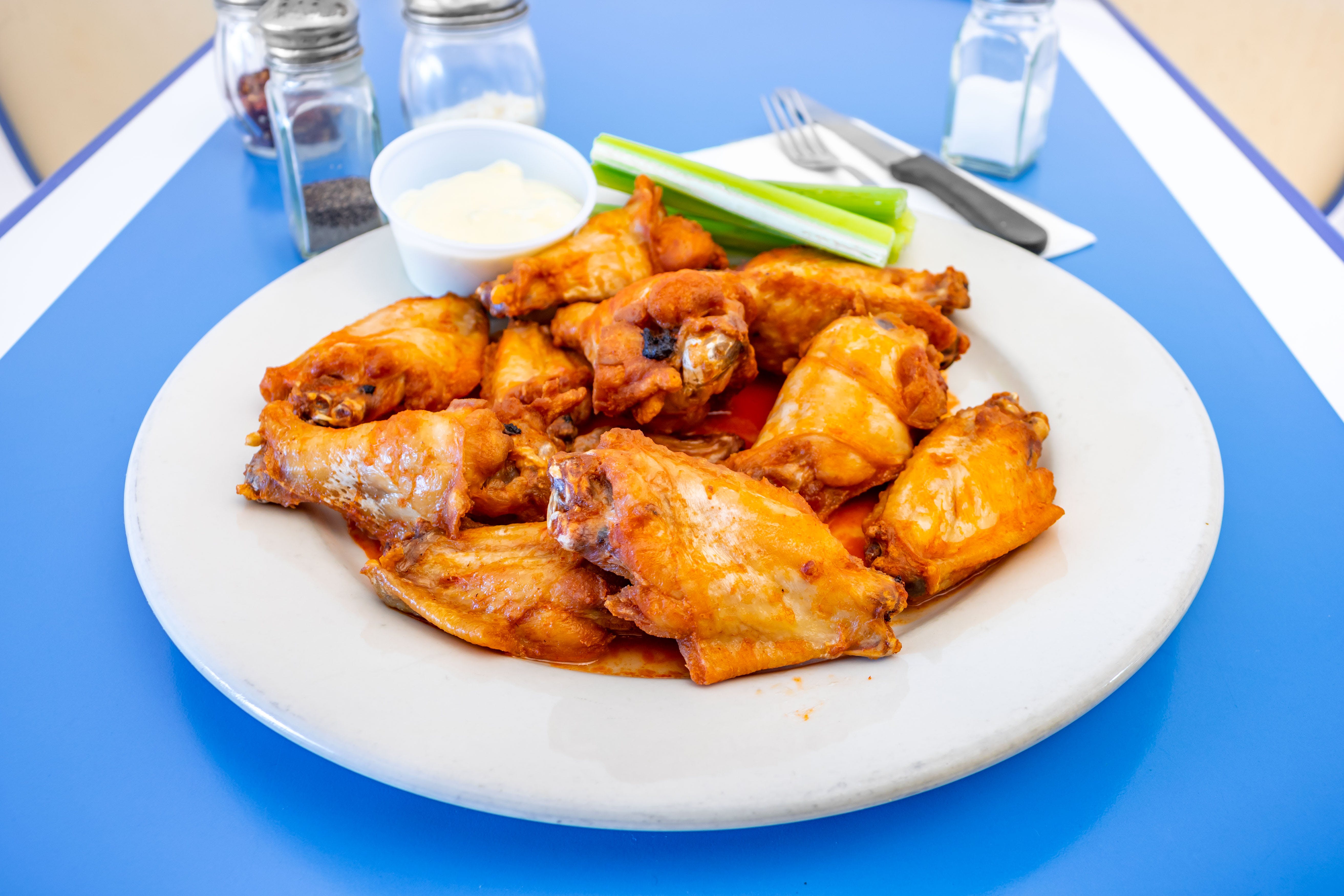 Order Buffalo Wings - 6 Pieces food online from Nonno Sal's Pizza store, Trenton on bringmethat.com