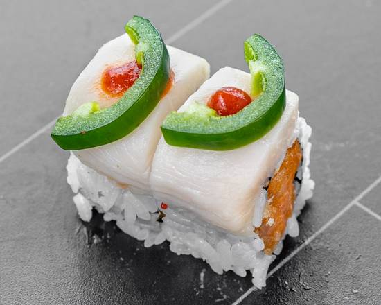 Order Snow White Roll (10 pcs) food online from Fuji Grill & Sushi Bar store, Rosemount on bringmethat.com