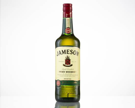 Order Jameson, 750mL whiskey (40.0% ABV) food online from Mike Wine & Spirits store, Hanover Park on bringmethat.com