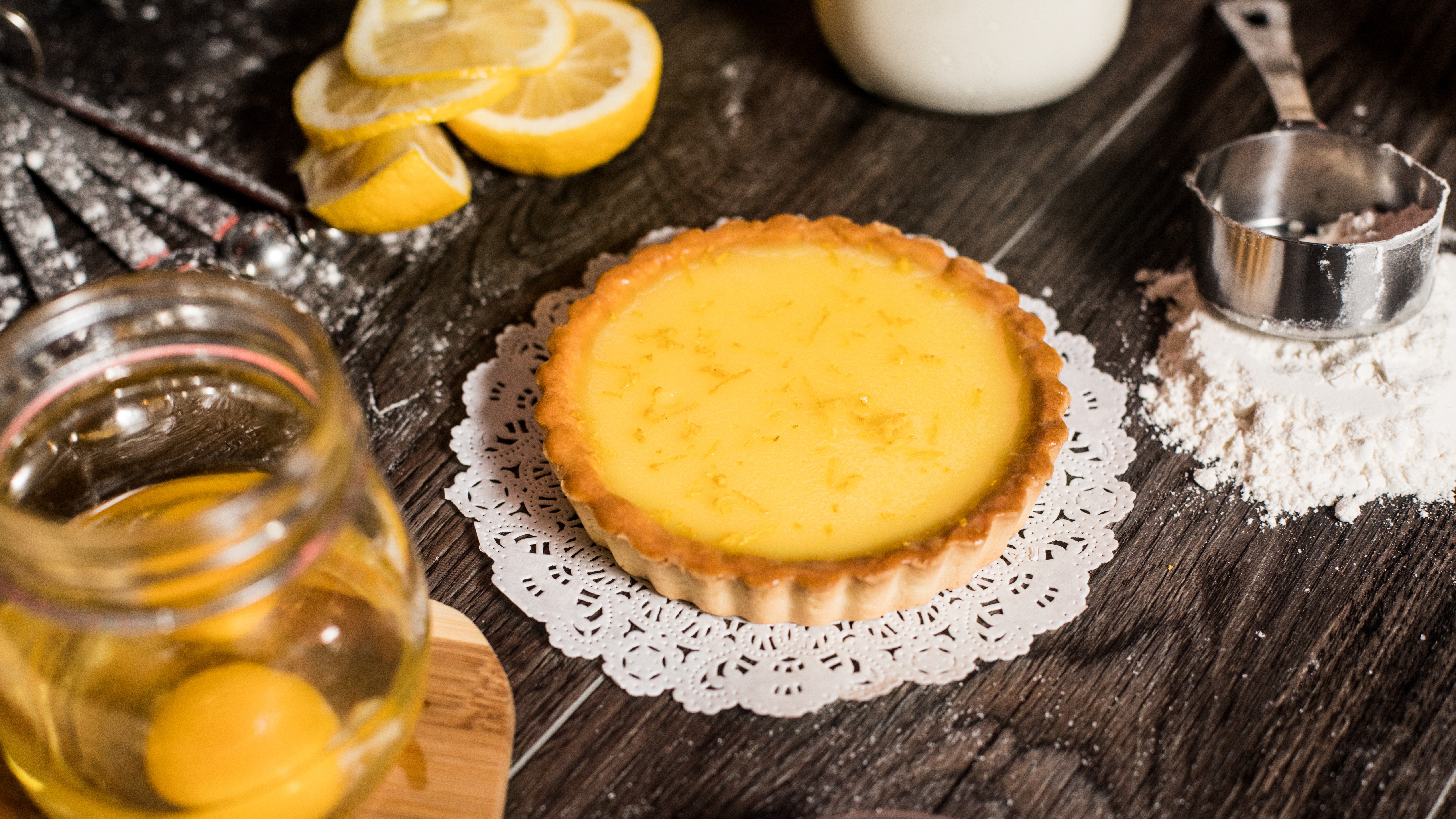Order French Lemon Tart food online from Latea Bubble Tea Lounge store, Culver City on bringmethat.com