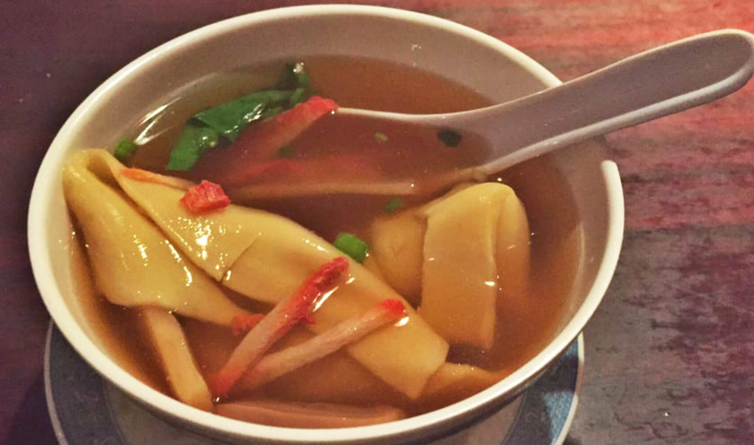 Order Wonton Soup food online from Red house store, New York on bringmethat.com