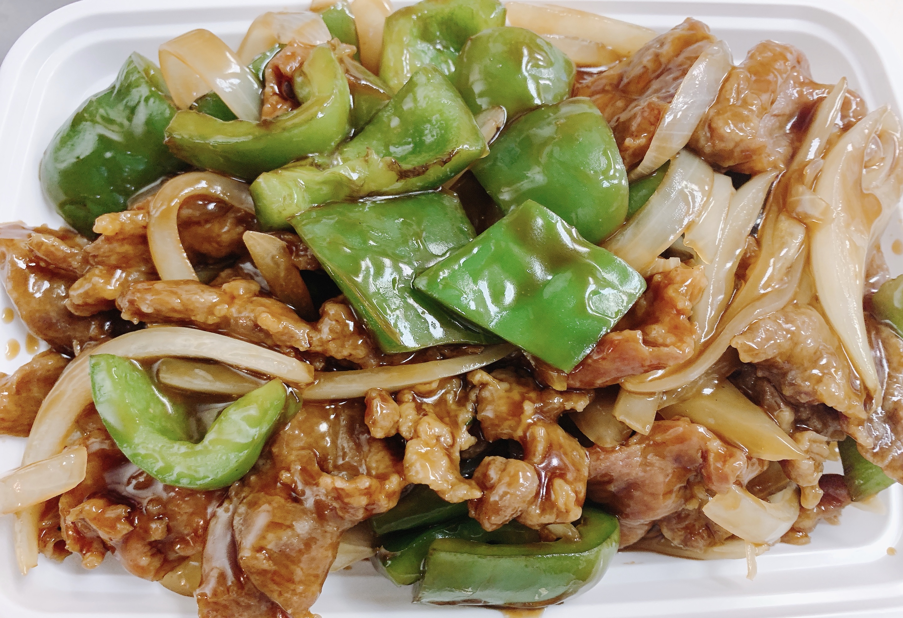 Order Pepper Steak with Onion（青椒牛） food online from China House store, Philadelphia on bringmethat.com