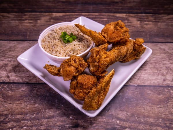 Order The 5 Wing Meal food online from Frenchy Chicken store, Houston on bringmethat.com
