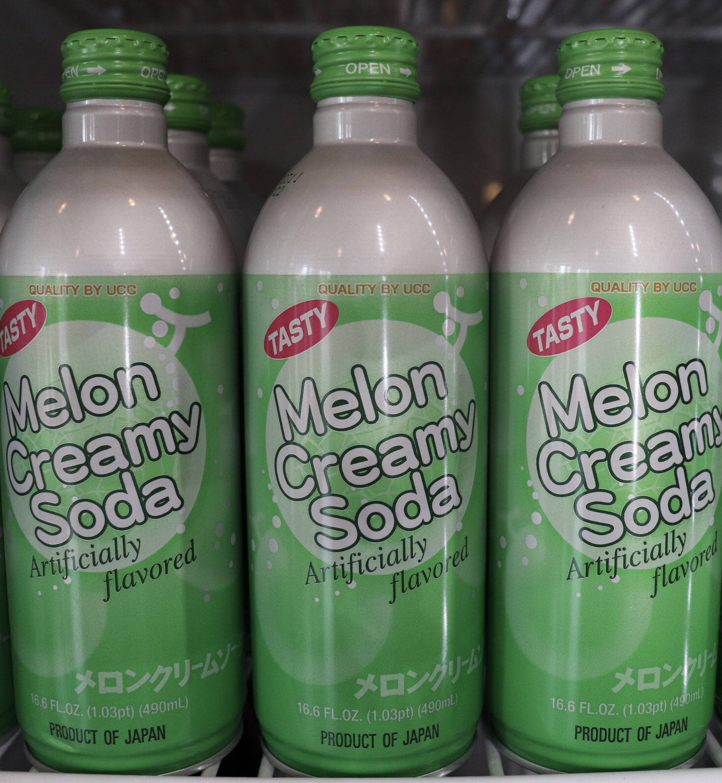 Order Melon Cream Soda 490ml food online from Toshiko Japanese Cuisine store, Hanford on bringmethat.com