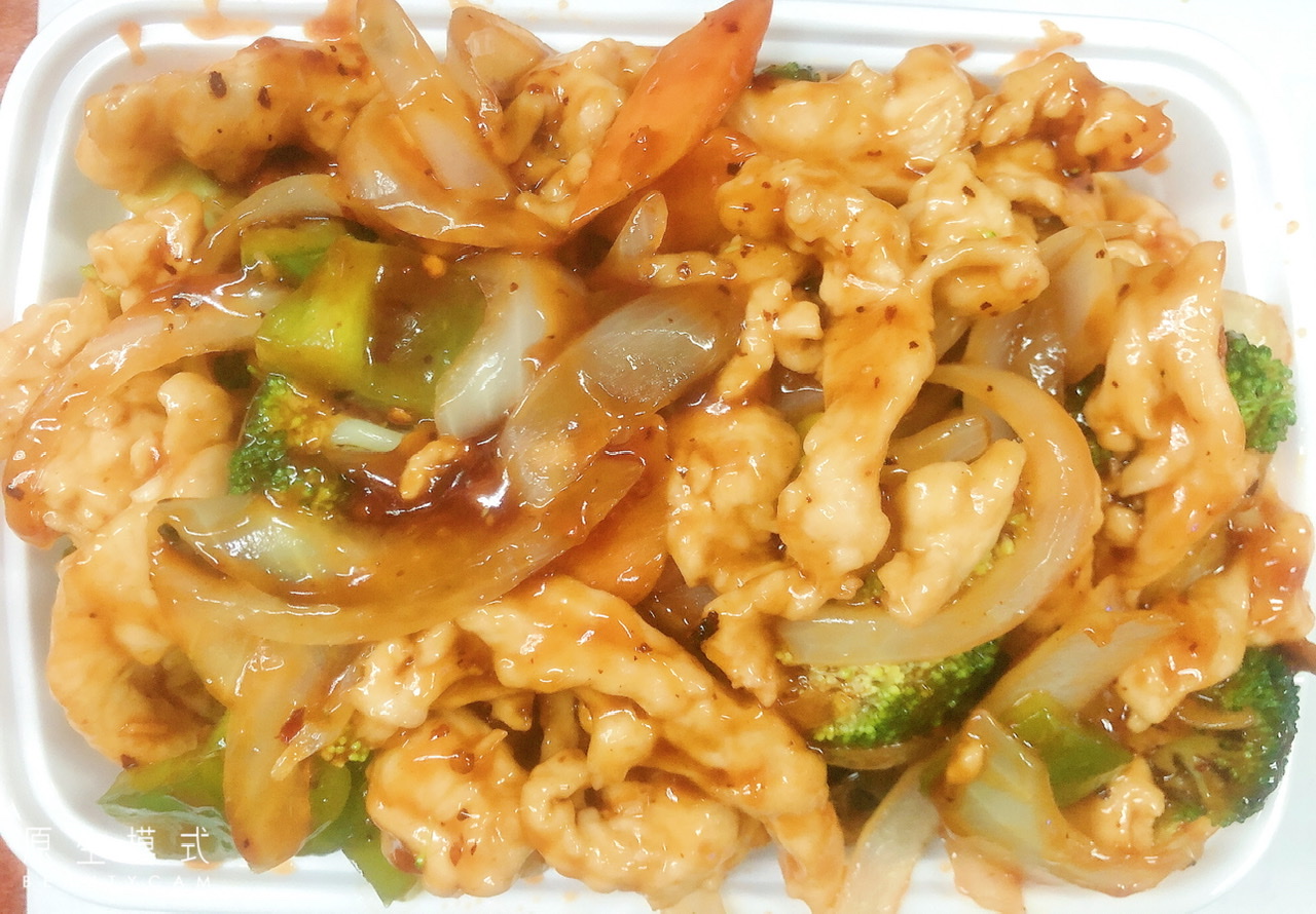 Order 64. Chicken with Garlic Sauce 鱼香鸡 food online from Happy Garden Chinese Restaurant store, BRONX on bringmethat.com