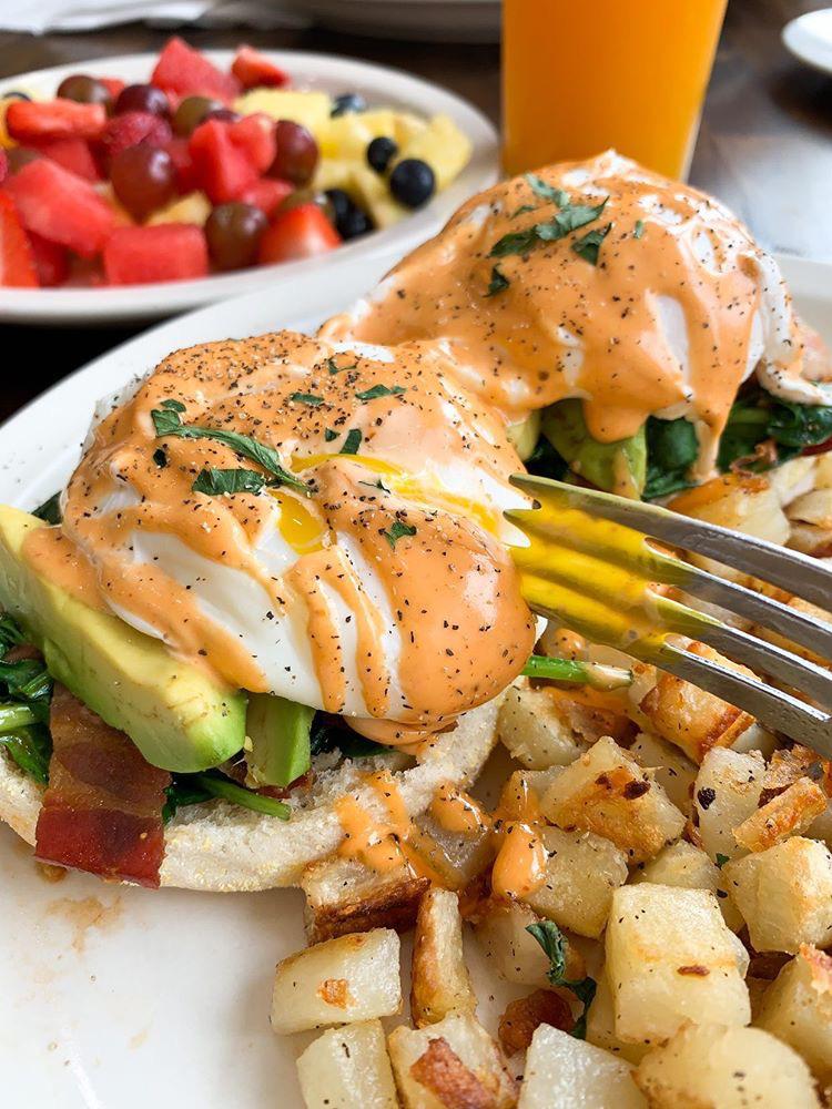 Order BLT BENEDICT food online from Breakfast house store, Chicago on bringmethat.com