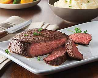 Order Signature™ USDA Choice Beef Top Sirloin Steaks food online from Schwan Food Co store, Flagstaff on bringmethat.com