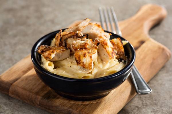 Order Pepper Pals® Cheesy Chicken Pasta food online from Chili'S Grill &Amp; Bar store, Yukon on bringmethat.com