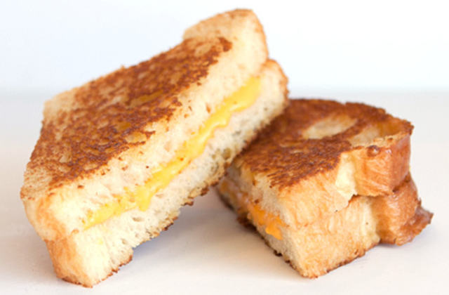 Order Kid's Grilled Cheese Sandwich food online from Fuddruckers store, Southfield on bringmethat.com