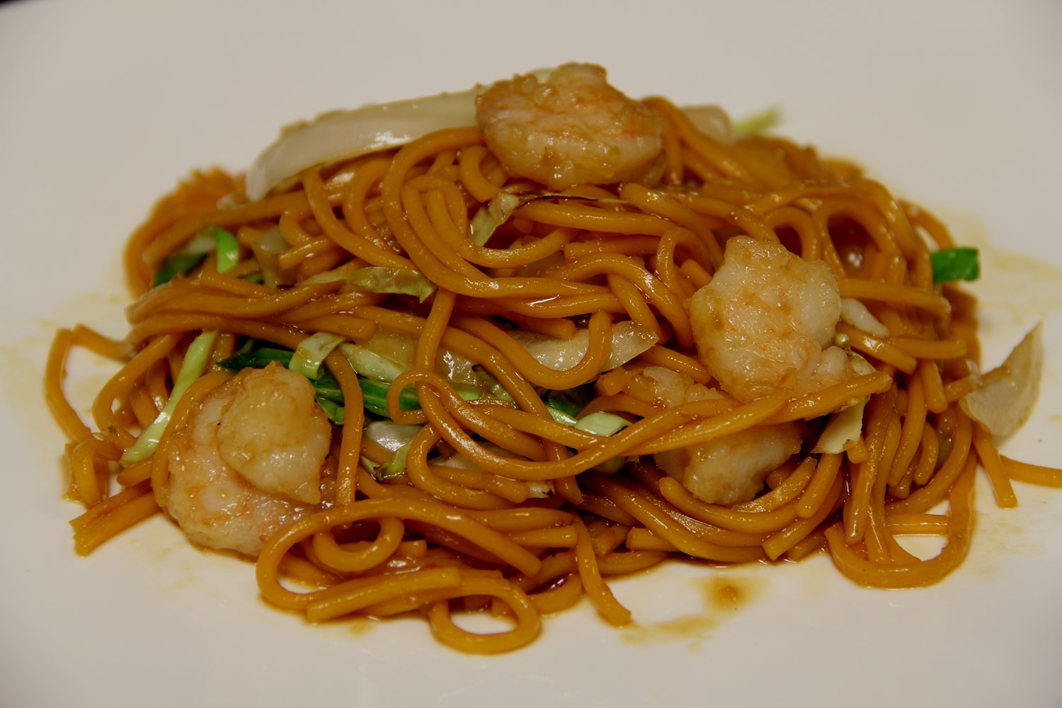 Order 44. Fresh Shrimp Lo Mein food online from AA Chinese Restaurant - Bronx store, Bronx on bringmethat.com